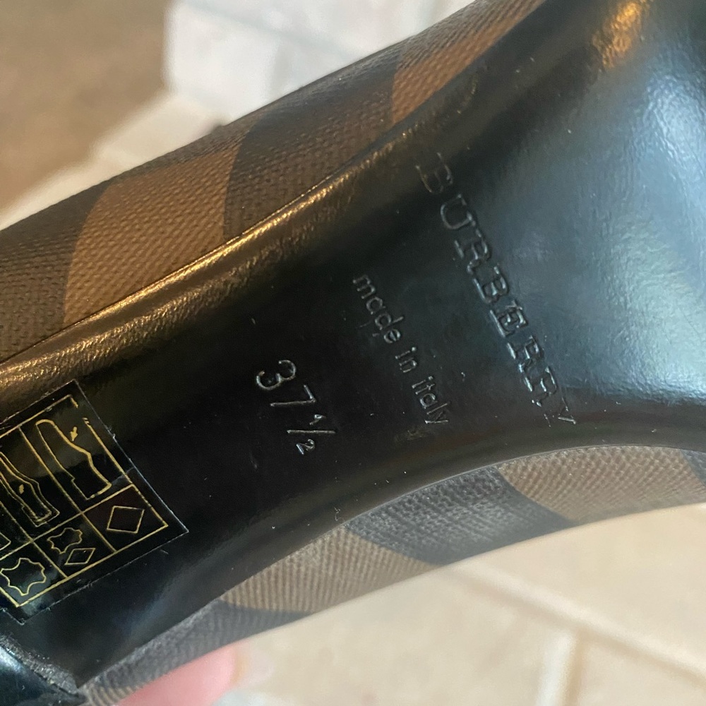 Burberry Nova Checked Heels sz 7.5 - Picture 4 of 6